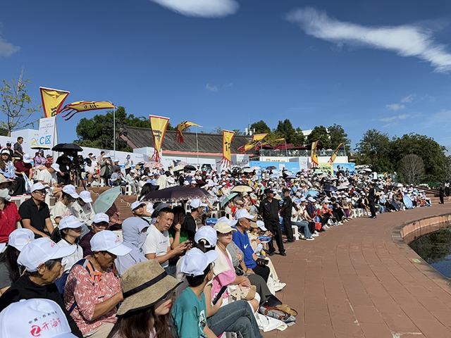 “千顷邛池迎开海 万尾鲜鱼宴宾朋”— 2025西昌邛海开海节启幕