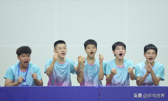 第25届中国中学生乒乓球锦标赛枣庄开战