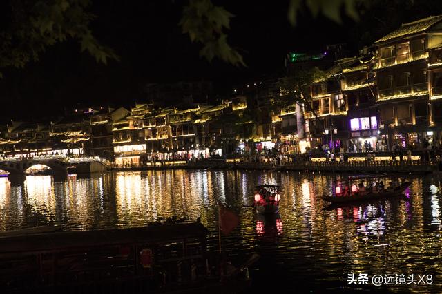 湖南湘西古城苗寨景观