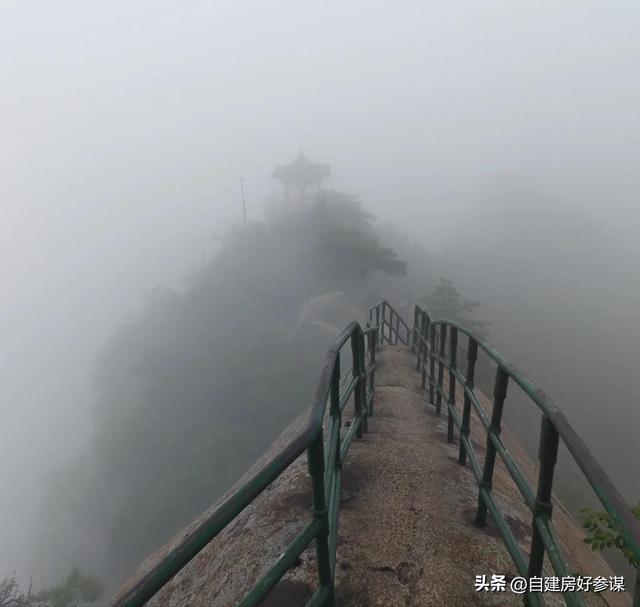 网红景区，接连出现“安全”事故！还是游客全责，景区无责吗？