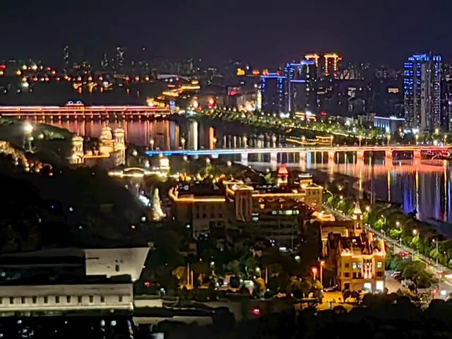 邂逅随州古城：夜色里的烟火与诗