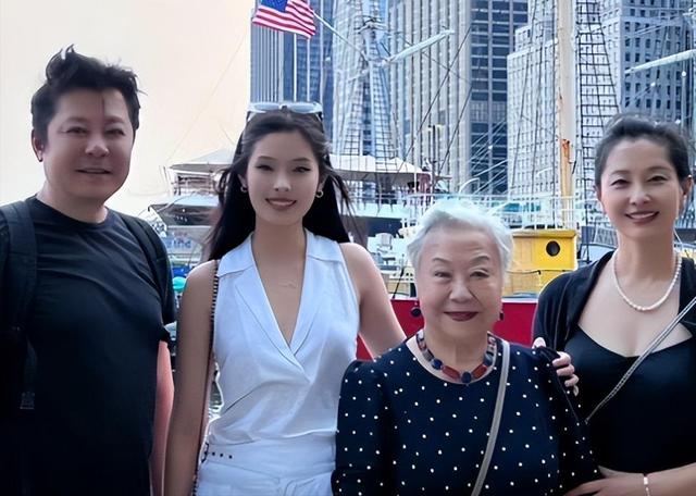 中国赚钱美国花？老戏骨祖孙三代，在美奢华享乐过上人上人生活
