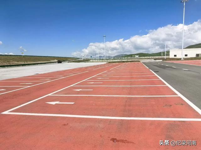 新藏铁路年内将动工？