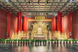 从电视剧《大明王朝1566》看政权强大在货币不在税收图片