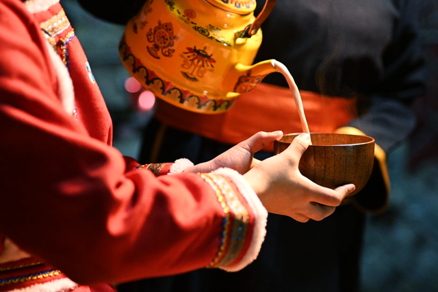 这场冰雪英雄会藏着最生动的人文秘境