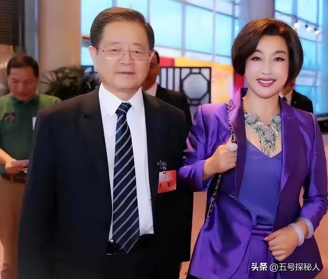 钱再多有什么用？75岁的“风流妖精”刘晓庆，已经走上另一条道路