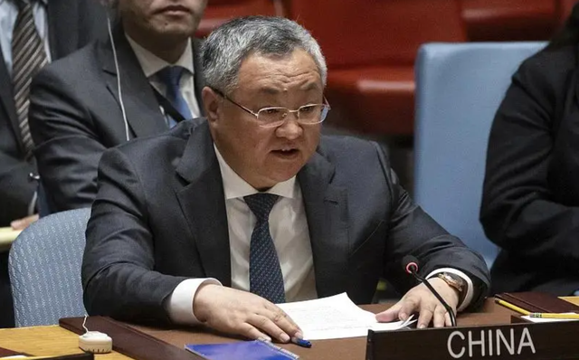 登机回国前，王毅通告三国	，中日在联合国吵架，我国要拔1根钉子