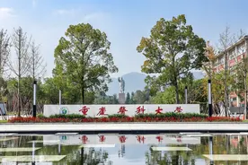 重庆医科大学，录取分数线超过了211大学，是因为医护姐姐很多吗图片