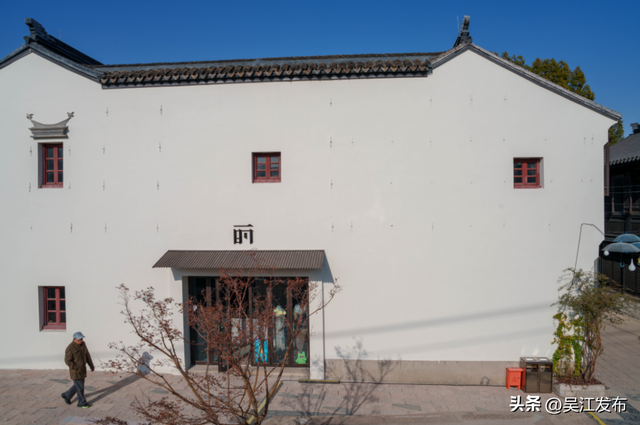 吴江人的_________ ，叫垂虹路 ！