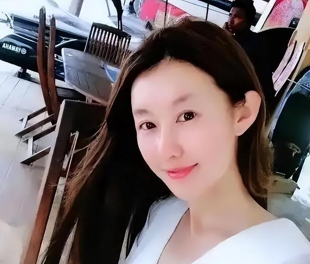 被马蓉横刀夺爱6年后，宋喆前妻杨慧	，已成为他们高攀不起的人