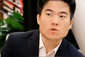 被剥夺了太多利益的董宇辉，面对两笔泼天富贵，再次选择让给团队图片