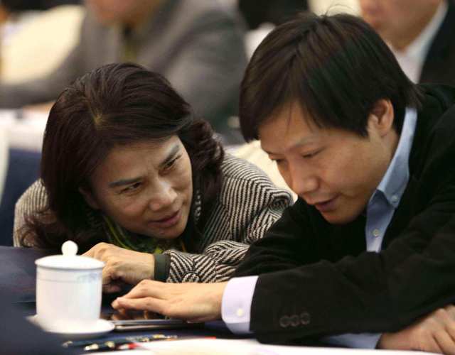 董明珠没想到，雷军受邀观礼阅兵半月多，竟再次令所有人刮目相看