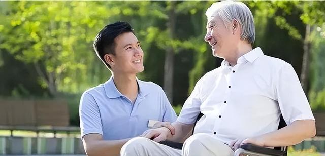 年轻时上班当“出气筒”!老了不看他人坏脸色，这才是晚年真尊严