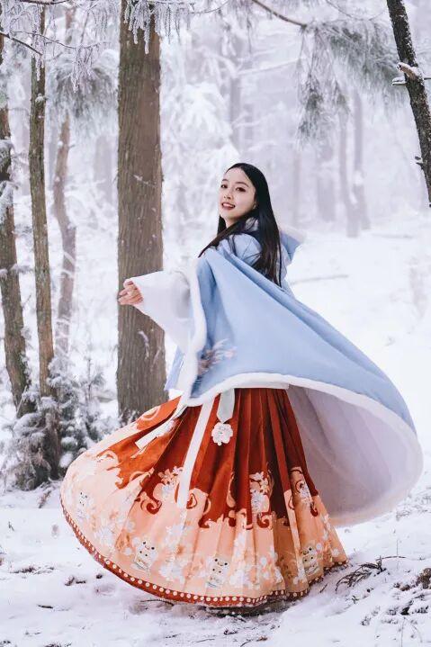 手慢无！明月山滑雪季早鸟票限量开抢，最低198元薅到爽！