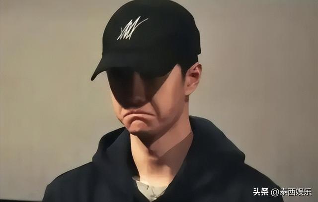 被央视怒批、摇头晃脑、德不配位，难怪阅兵从不邀请“流量”明星