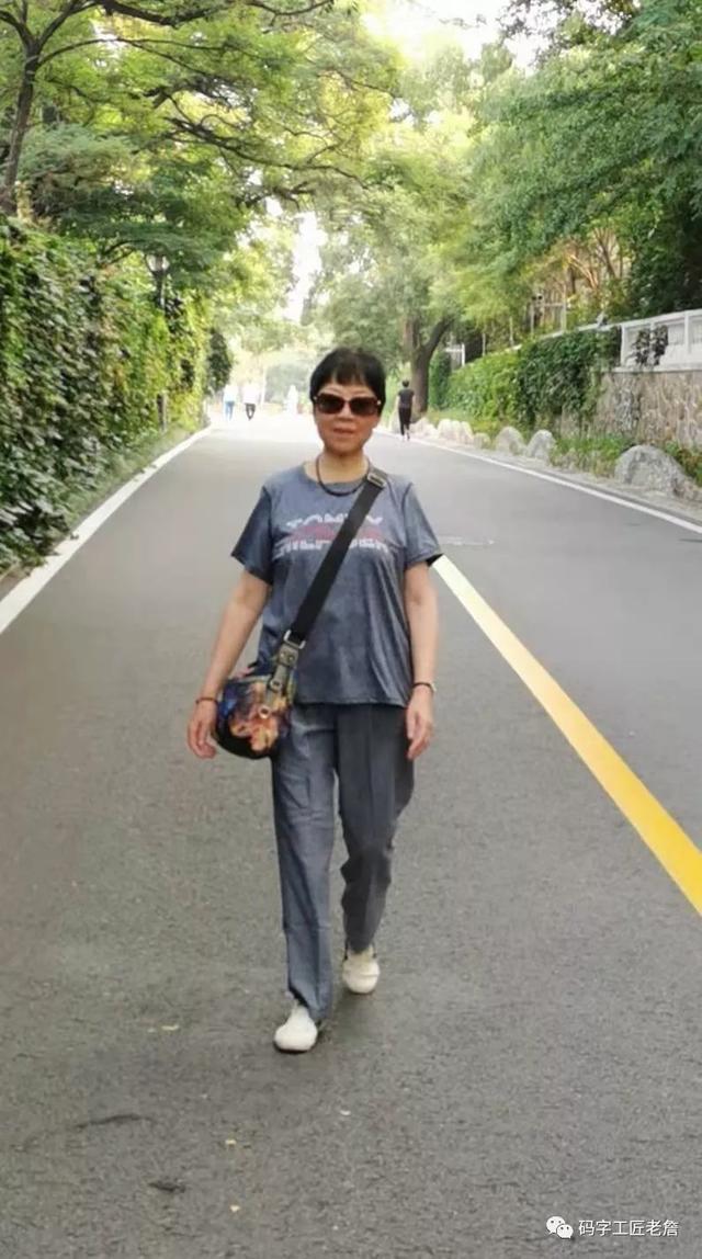 盛夏,我和杨乔在北戴河