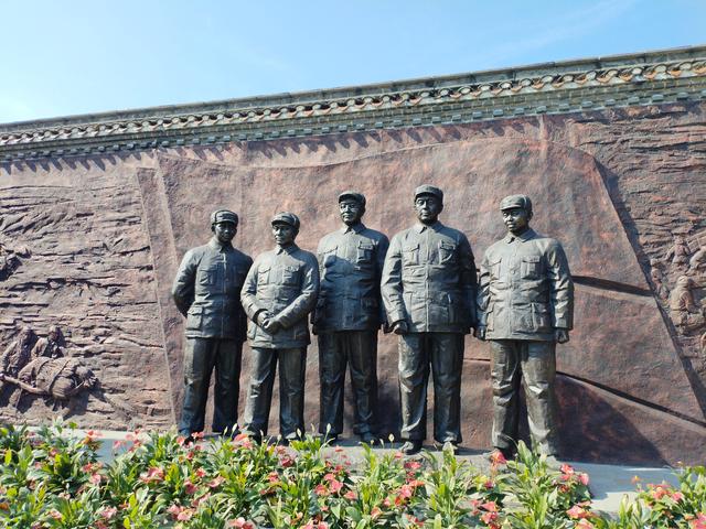 2025秋游：淮北临涣古镇.枣庄仙坛山温泉小镇