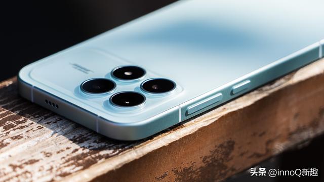 REDMI K90首发评测：334万分超强标准版