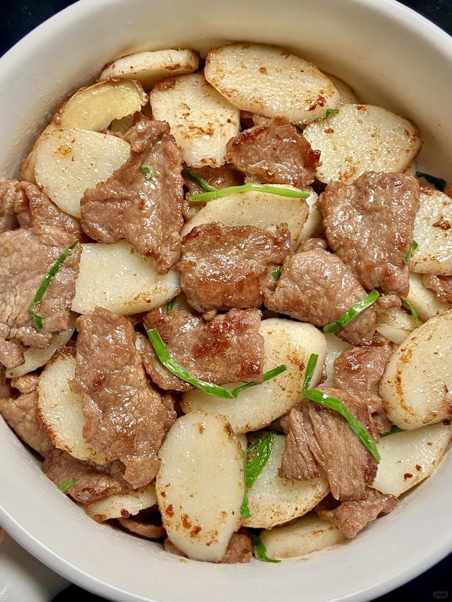 年纪越大越要管住嘴	，少吃萝卜青菜，常吃5样，强免疫走路如风