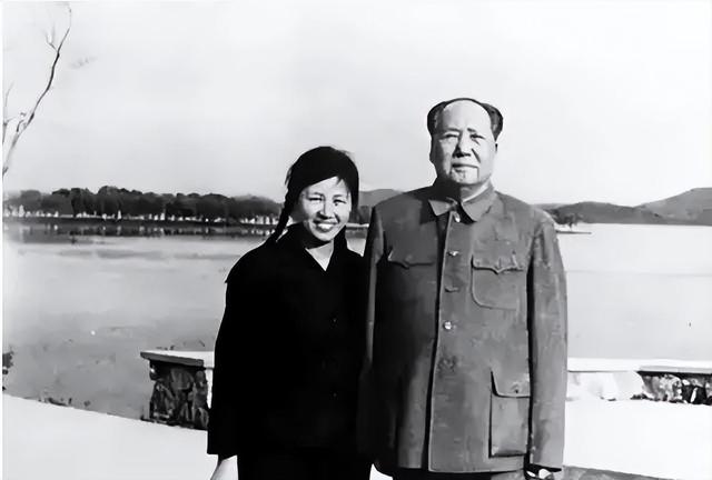 毛主席逝世后谢静宜被开除党籍，直言：我永远是党的女儿！