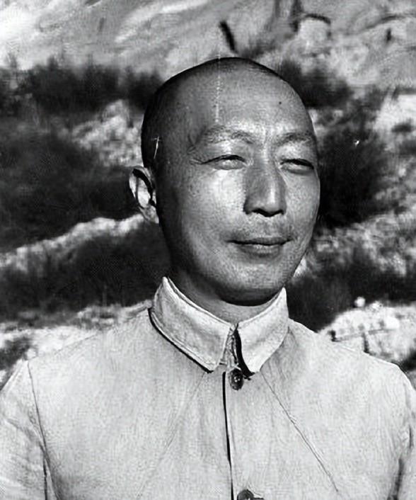 傅作义之女傅冬菊，49年解放北平有功，建国后担任什么级别干部？