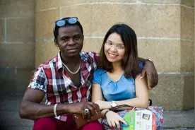 04年，非洲黑人隐瞒艾滋传染中国女友，事后女孩的做法让人吃惊图片