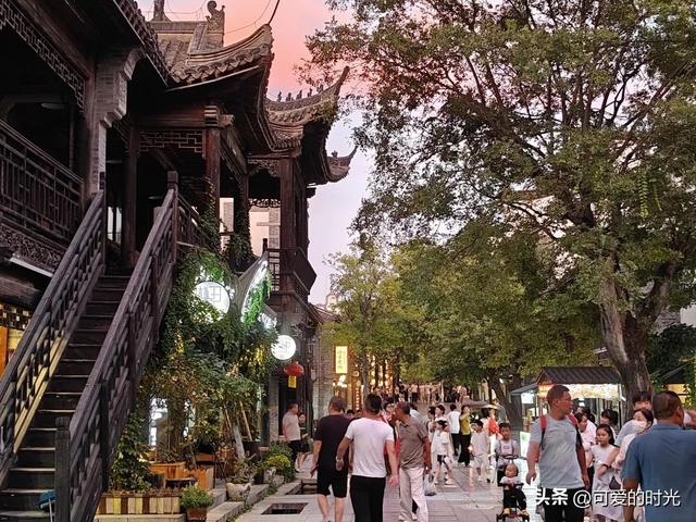 交通不太方便，但台儿庄值得停留