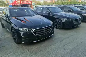 现实生活中40岁之前开上这三款车就算成功图片
