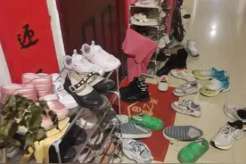 遇到“没素质”的邻居在门口放臭鞋咋办？网友支招：果然好用！图片