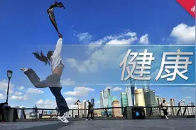 科普|夏季背部总是长痘痘，怎么办？图片