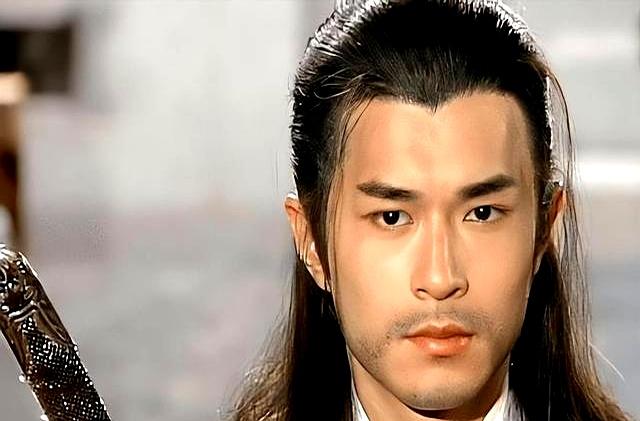 小龙女与仨男人有过鱼水之欢，1个是忽必烈保镖，1个是张三丰父亲