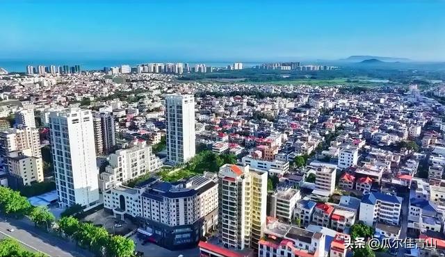 海南东方和儋州,谁会成为继海口、三亚之外的第三大滨海城市?