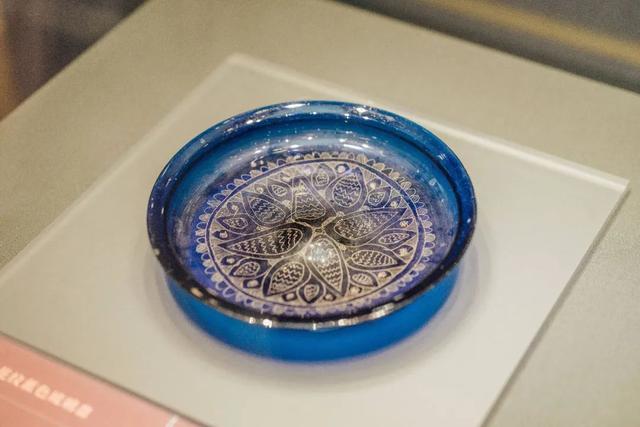 这座城市的8月是限定的！这里富贵迷人眼，没有人来了会不心动