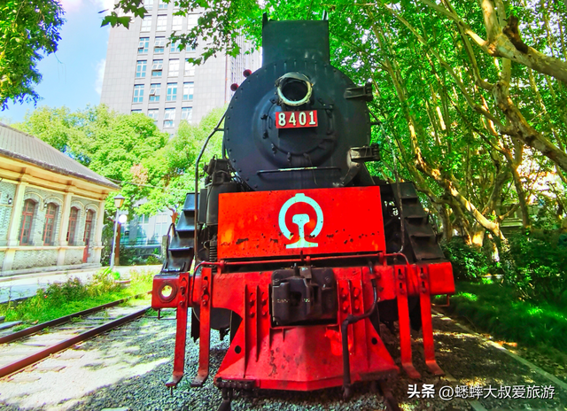 来杭州小众秘境吧，这里有着百年铁路印记，人少安静，预测会火！