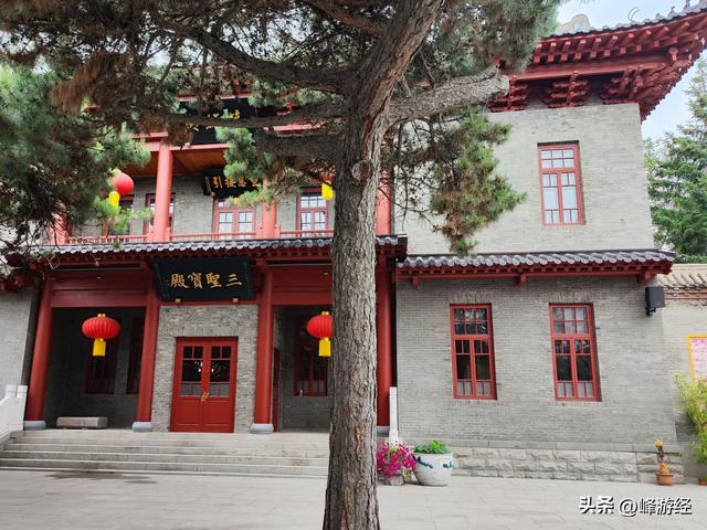 长春城央般若寺，建于特殊的历史时期，由佛教天台宗传人创建