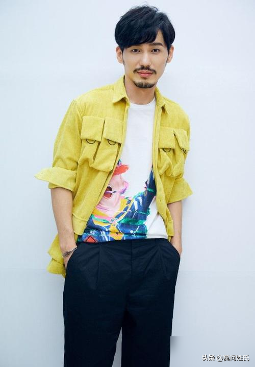 小个子男人学会这9套通勤穿搭|，显高有型有魅力