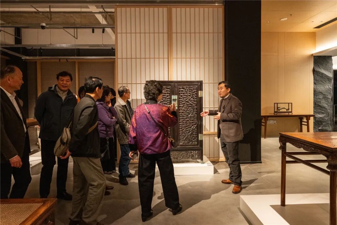 全球海外華文作家齊聚古都金陵,雅然家具藝術(shù)館助力文化出海 全球海外華文作家齊聚古都金陵,雅然家具藝術(shù)館助力文化出海