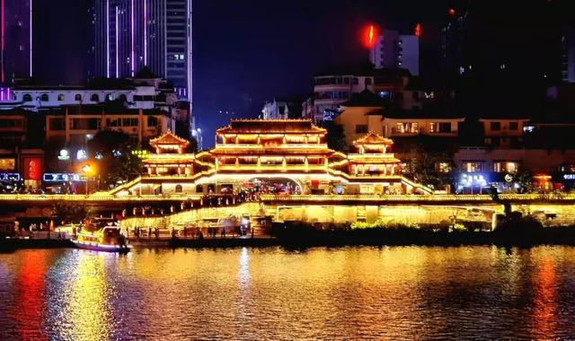 广元不远 周末优选 | 白天热到不想出门？玩法上新，来给利州比个“Yè”！