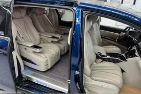 别克GL8陆上公务舱改装升级，不吃空间相当合理的改装方案图片