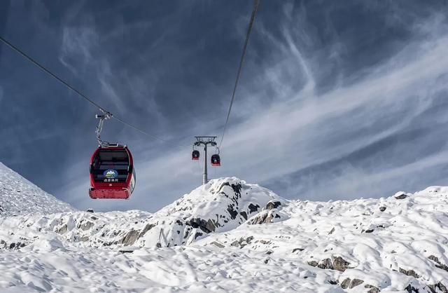 别再等！达古秋冬双景已上线，从彩林穿越到雪域