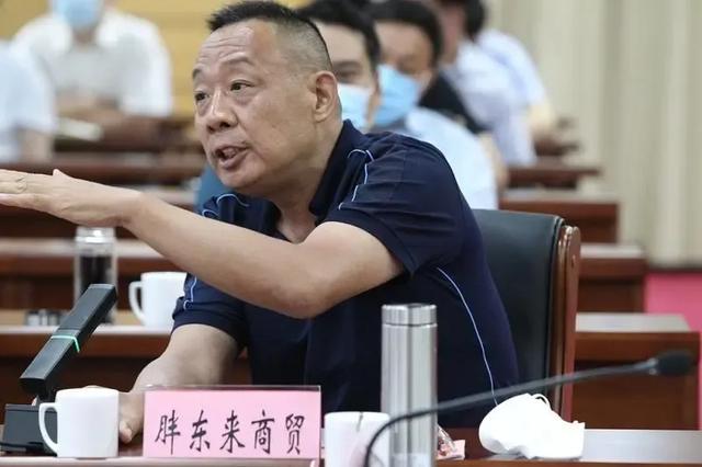 无妄之灾！于东来本想帮西贝说几句话，结果自己口碑不保