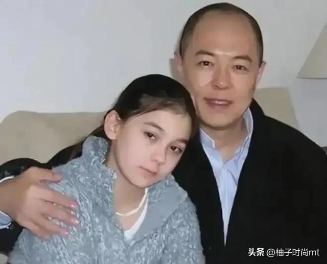 张铁林混血女儿太美了，五官精致，气质绝了，这才是真正格格吧！ ​​​