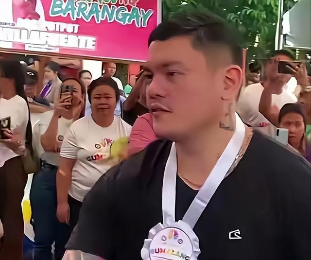 菲律宾政坛要变天，杜特尔特之孙现身中国，老杜在做什么准备？