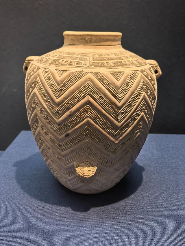 天津博物馆《商邑百工——三千年前的中国制造》展览首日爆火