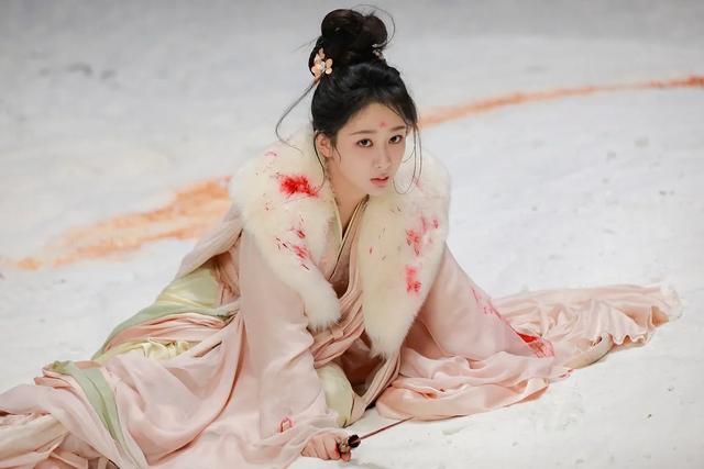 《灼灼韶华》陷入“虐女”争议