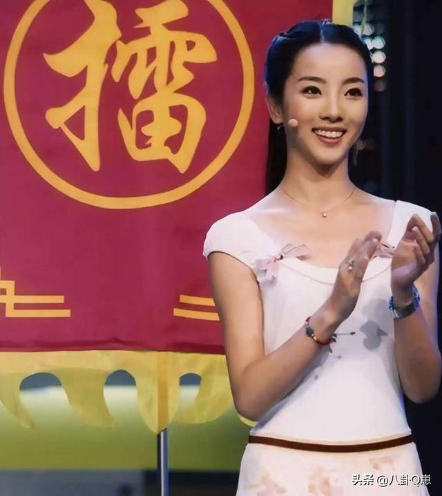 落地凤凰不如鸡？离开央视为钱奔波的李思思，走向了一条上坡路