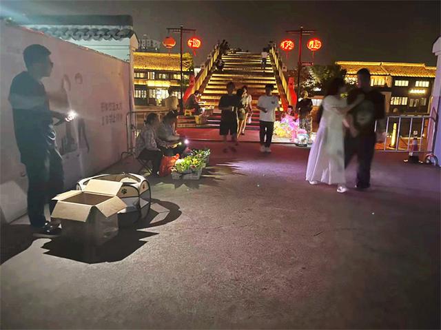 夜游嘉兴月河