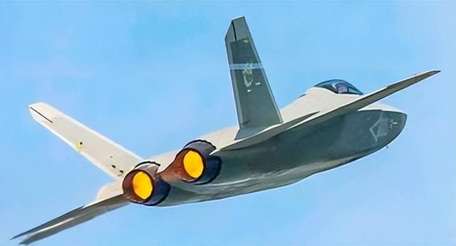 美媒曝2025全球空中力量排名：印度第6，中国第7，第一呢？