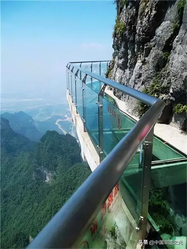 世界上最惊险的10个地方，中国竟然有3个！