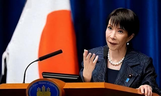 新加坡公开支持高市早苗后，被罚了18亿账单的金龙鱼	，4天跌超8%，市值蒸发百亿凉透了